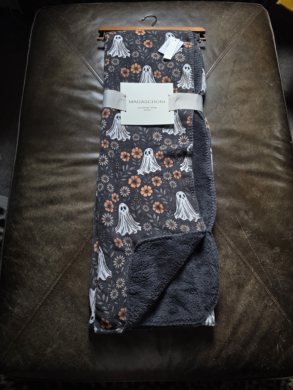 Magaschoni Cozy Plush Reversible Halloween Ghost Blanket NWT